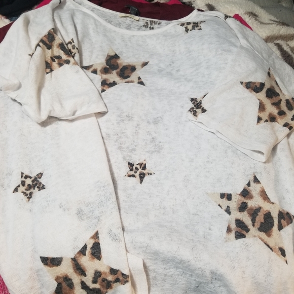 Oversized sweater/pullover~One size fits all - Picture 4 of 4